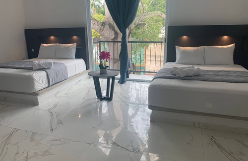 Centro Hotel | D LUXURY HOTEL BAKALAR