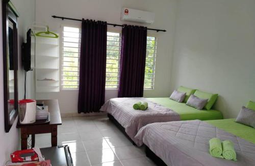 Kampung Kedawang Hotel | D' Surya Lavender Inn
