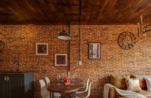 Downtown Ho Chi Minh City House | D1 BEN THANH Market 4BR: Skylight Garden & Bathtub