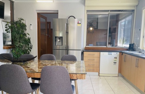 Maidstone House | D131 The Splendid Mitchell Stay
