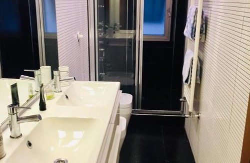 Sturla Apartment | Da Rita, vicino H. Gaslini, S.Martino,spiagge,stazione ferroviaria, free wi-fi