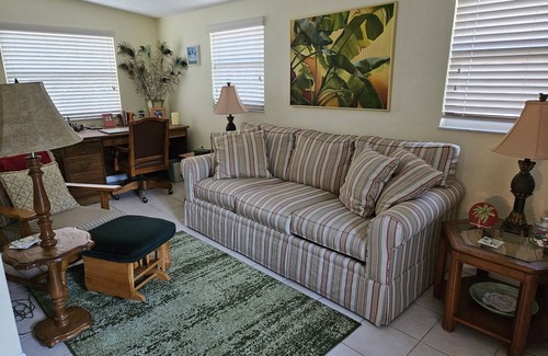 Harbor Oaks Bay Shore House | DAB/Port Orange Private Home