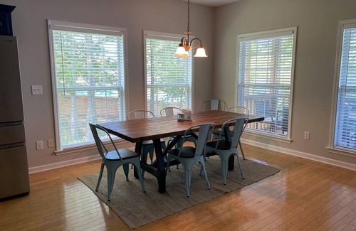 Dadeville House | Dadeville LAKEFRONT Family Retreat w/219ft of shoreline & private boat launch!