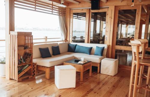 Aswan Boat Rental | Dahabiya Nile Sailing-Safiya-Aswan to Luxor-every Friday-4 days-3 nights