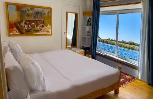 Aswan Boat Rental | Dahabiya Nile Sailing-Safiya-Aswan to Luxor-every Friday-4 days-3 nights