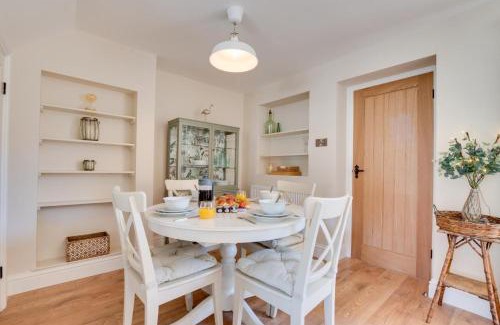 Hinderwell House | Daisy Cottage