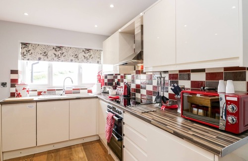 Newland Near Ulverston Cottage | Daisy Cottage