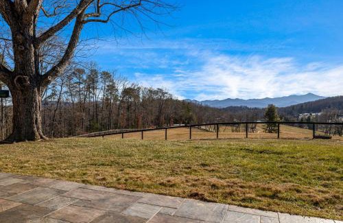 Candler House | Daisy Farm by Carolina Mornings