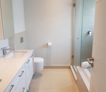 Sandown Apartment | Daisy Place