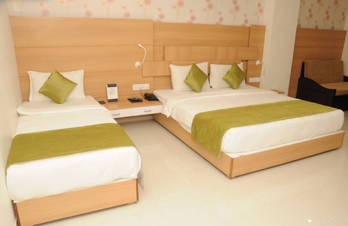 Dwarka Hotel | Daksh The Madhuvan Suites Dwarka