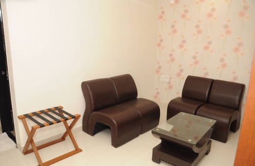 Dwarka Hotel | Daksh The Madhuvan Suites Dwarka