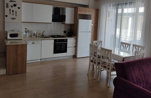 Dalaman Apartment | Dalaman da Havuzlu 7 Yatak Kapasiteli 2+1 125m2 Rezidans Dublex