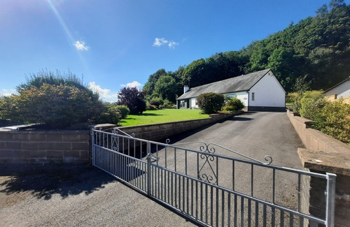 Cockermouth House | DALE VIEW, pet friendly, character holiday cottage in Cockermouth