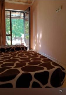 Bagvdanari House | Dali Kaldanis GUEST HOUSE