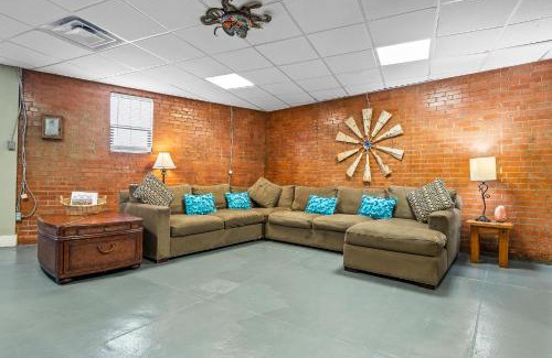 Downtown Dallas Apartment | Dallas Farmers Market Apartment, Just right in Downtown DALLAS TX Perfect Place