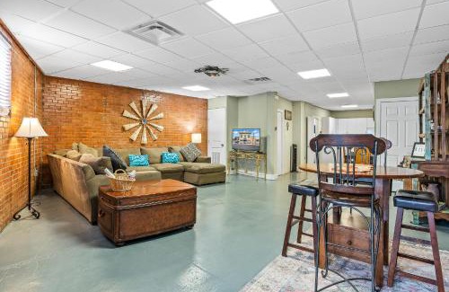 Downtown Dallas Apartment | Dallas Farmers Market Apartment, Just right in Downtown DALLAS TX Perfect Place