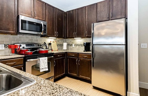 Park Central Apartment | DallasHaus Near Galleria/Medical City