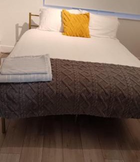Hackney Downs Hotel | Dalston Luxe Studios