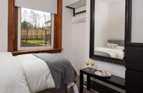 Hamilton Apartment | Dalziel House-3 bedroom Hamilton