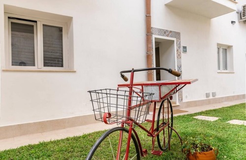 Palermo Apartment | DAMA appartamento per tre persone con tutti i comfort e giardino privato