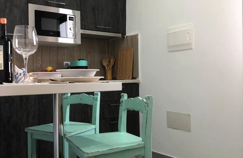 Montana Roja Apartment | Damajuana Apartment