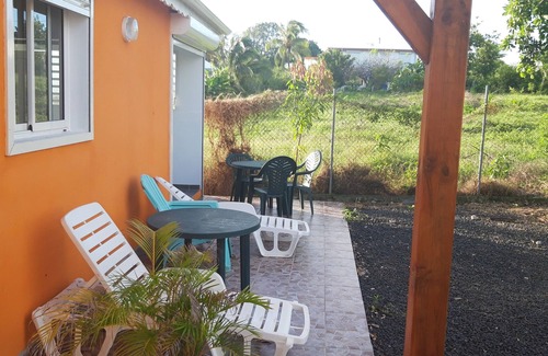 Damencourt House | Damencourt bungalows Section Damencourt chemin de pinadiere 97160 le mold