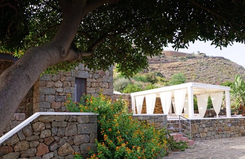Martingana House | Dammuso On the Martingana Sea