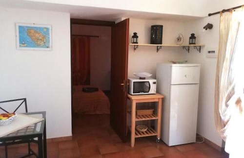 Scauri Siculo Apartment | Dammuso Surya Cloe