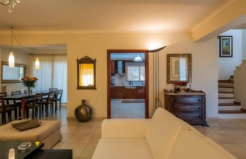 Halepa Villa | Danae's House Elegant Residence in Chalepa, Chania