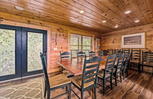 Gatlinburg - Pigeon Forge House | Dancing Bear Lodge by Stony Brook Cabins
