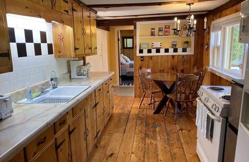 Pittsfield House | Dancing Horse Lodge