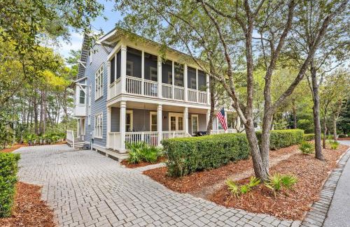 Cottage District House | Dandelion