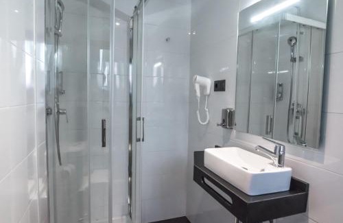 Marbella Hotel | DAOS Suites & Terrace Marbella