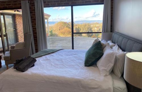 Robin Hill House | Darcy’s Ranch