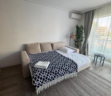 Constanta Apartment | Dari Sol Mamaia Apartment with Pool near the Beach