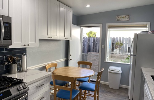Pierpont Bay House | Darling Beach Cottage Off Pierpont - 1/2 Block from Sand