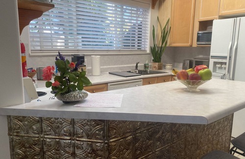 Orem Apartment | Darling secluded 1 bedroom 1 bathroom w/hot tub apartment.