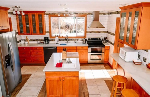 Lime Kiln House | Darrington Majestic White Horse Mountain Homenn