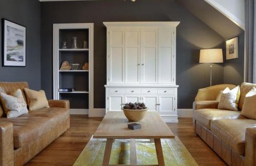 Ballater House | Darroch View