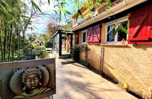Collobrieres Apartment | Darshan Zen