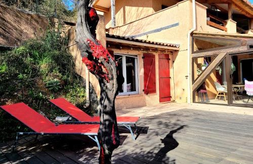 Collobrieres Apartment | Darshan Zen
