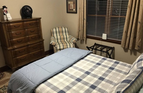Grantham Apartment | Dartmouth /Lake Sunapee Region