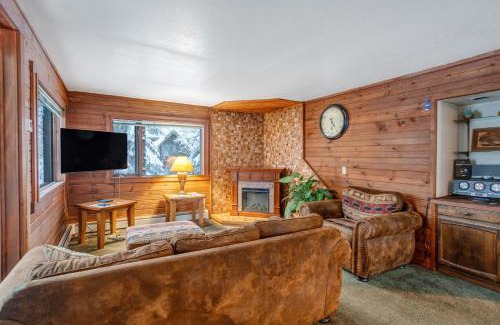 Alyeska Apartment | Darwin's