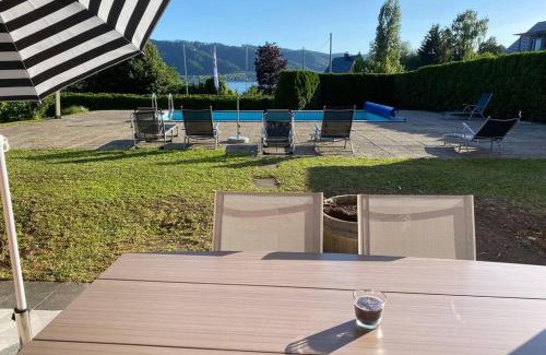Ludwigshafen Apartment | Das Schneckenhaus - Ferienwohnung mit Pool & Seeblick