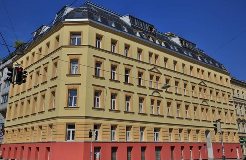 Funfhaus Apartment | Das Wien Loft l LF30