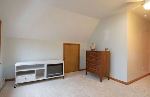 Poplar Ridge House | Dash of Lake Life: Cayuga Lake
