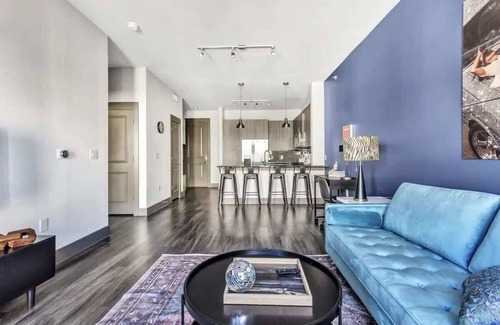 Richardson Apartment | Dashing 1BR Suite | Pool, Parking + Gym H