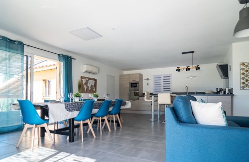 Aups House | Dathona - Charmante maison avec piscine est jardin