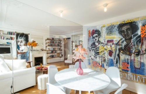 Quartier de la Monnaie Apartment | Dauphine Saint Germain 6th arr 2bedrooms