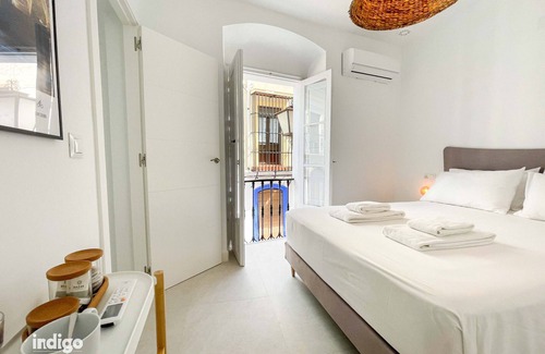 Ayamonte Bed & Breakfast | DAV002 Pinta Beautiful Modern Suite within the centre of Ayamonte